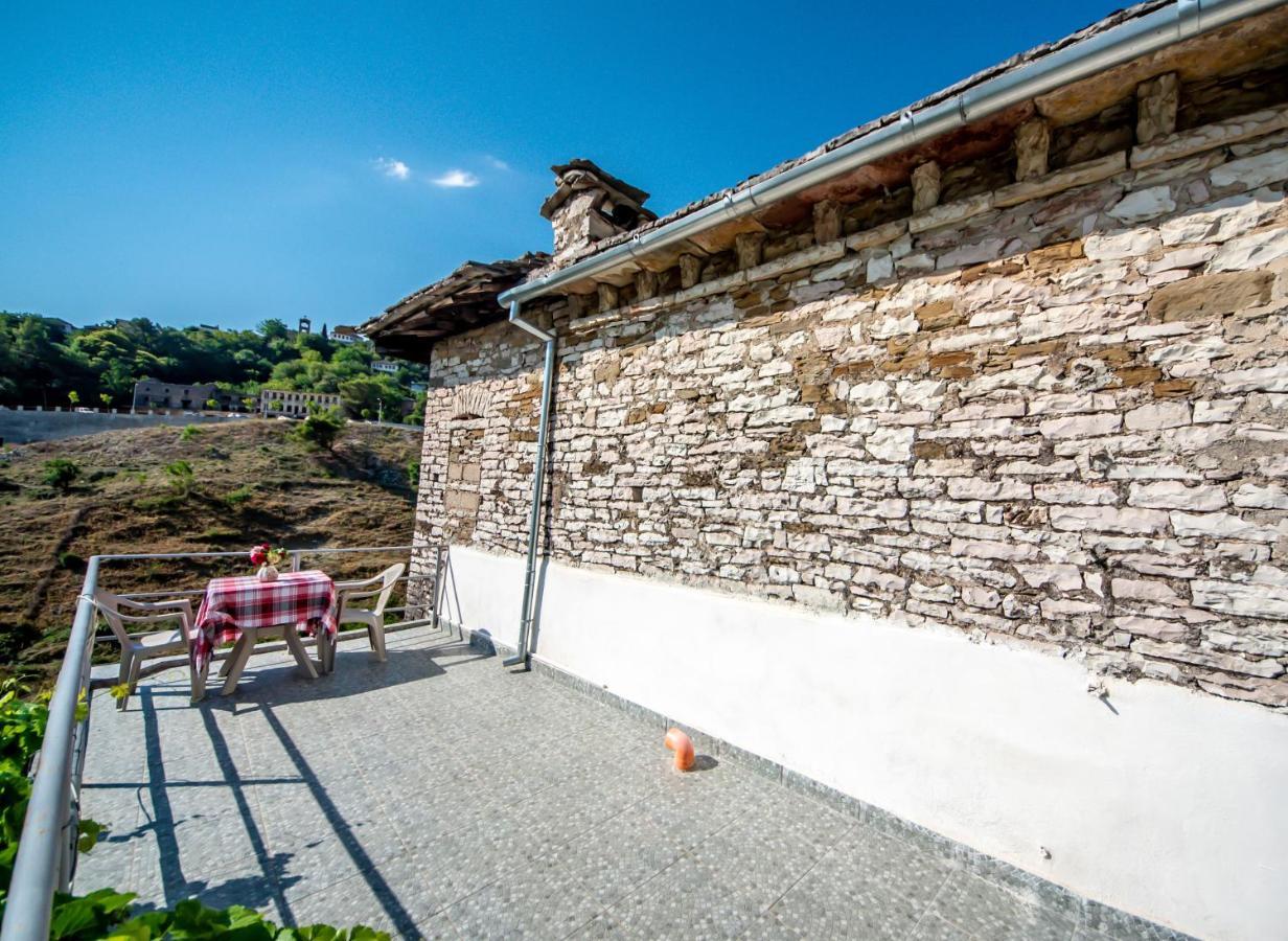 Guest House Garden Gjirokaster Exterior photo