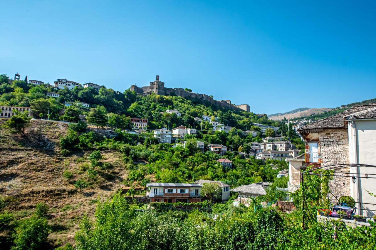 Guest House Garden Gjirokaster Exterior photo