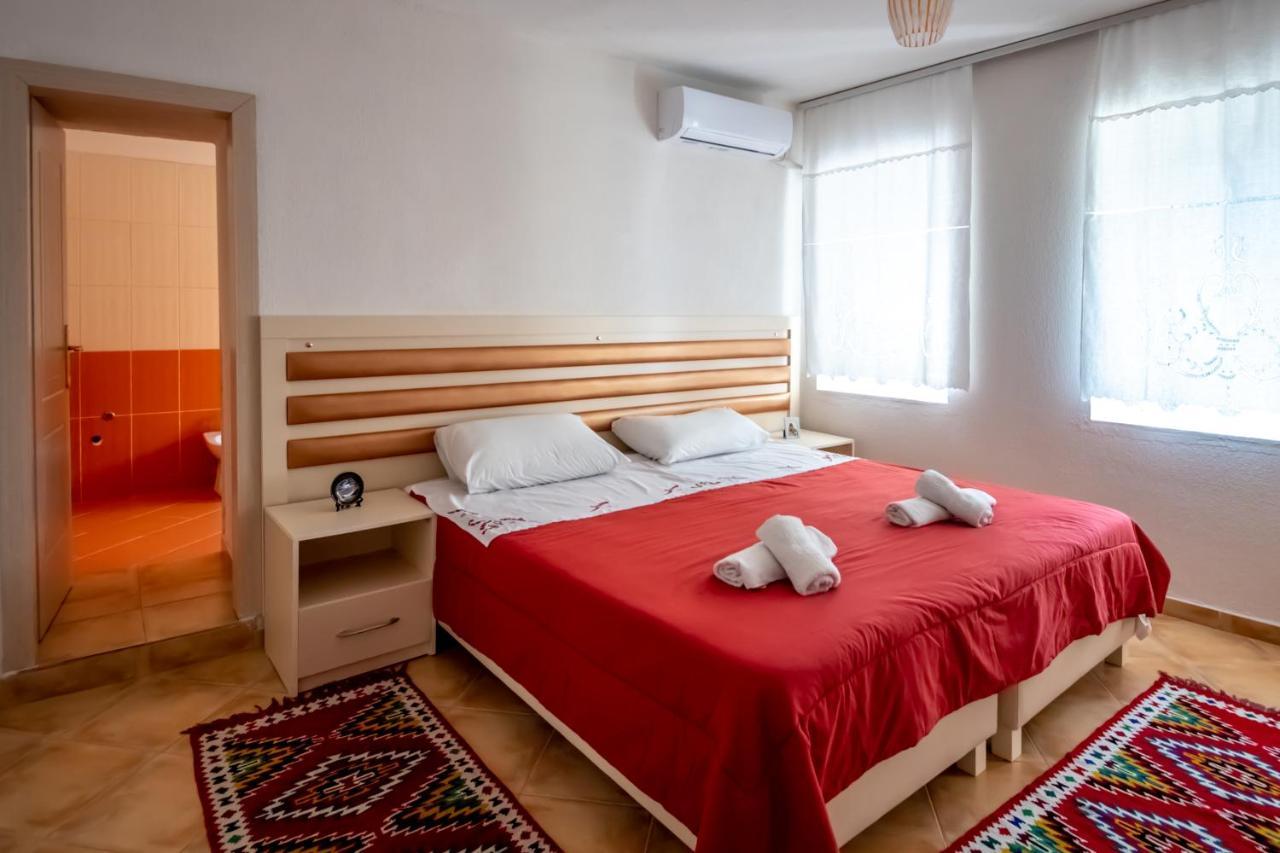 Guest House Garden Gjirokaster Exterior photo